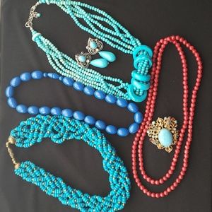 Vintage (4) Necklaces.